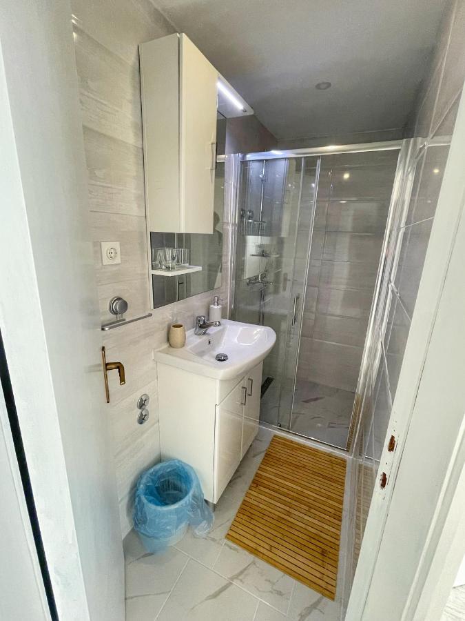 Apartments Mimoza Брист Екстер'єр фото